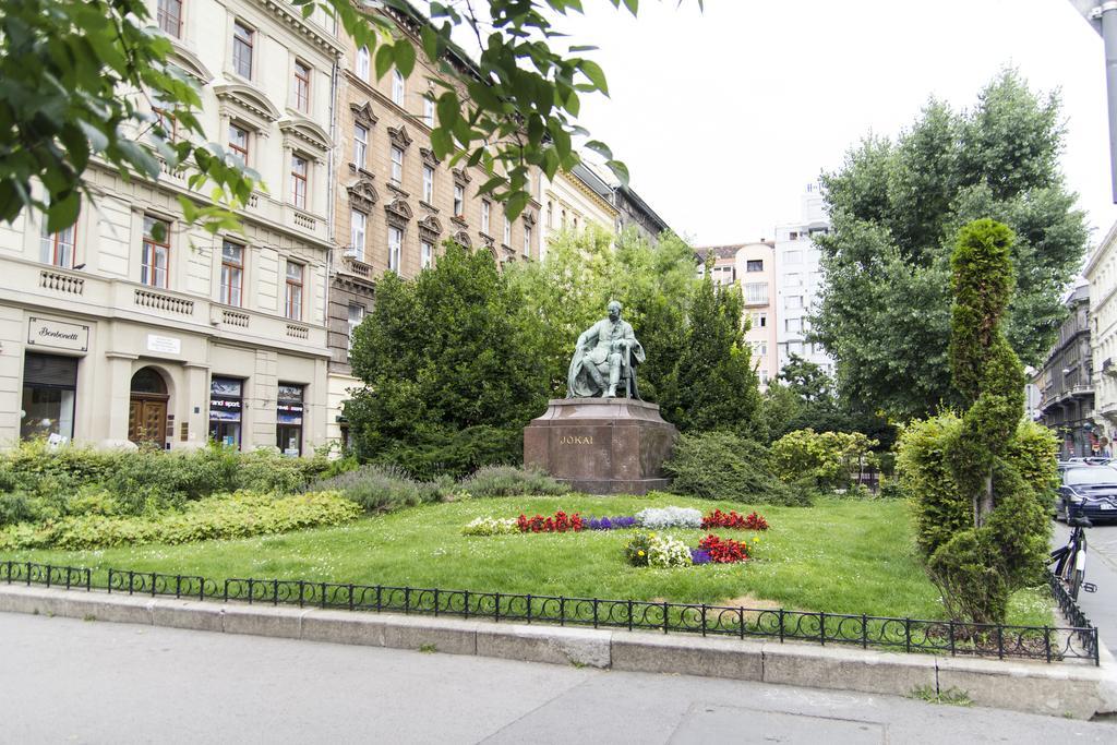 Real Apartments Lovag Budapest Værelse billede